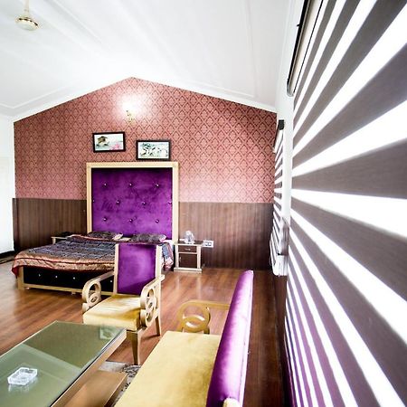 Tehri Club And Resort Chamba  Kültér fotó