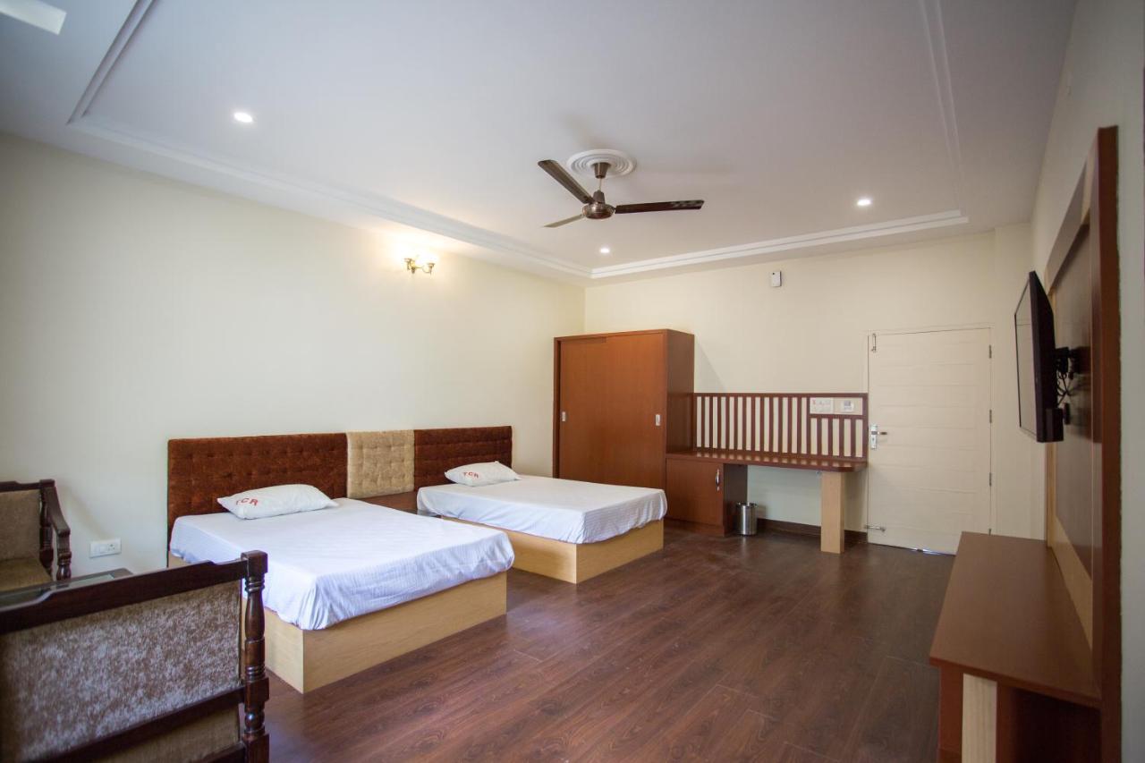 Tehri Club And Resort Chamba  Kültér fotó