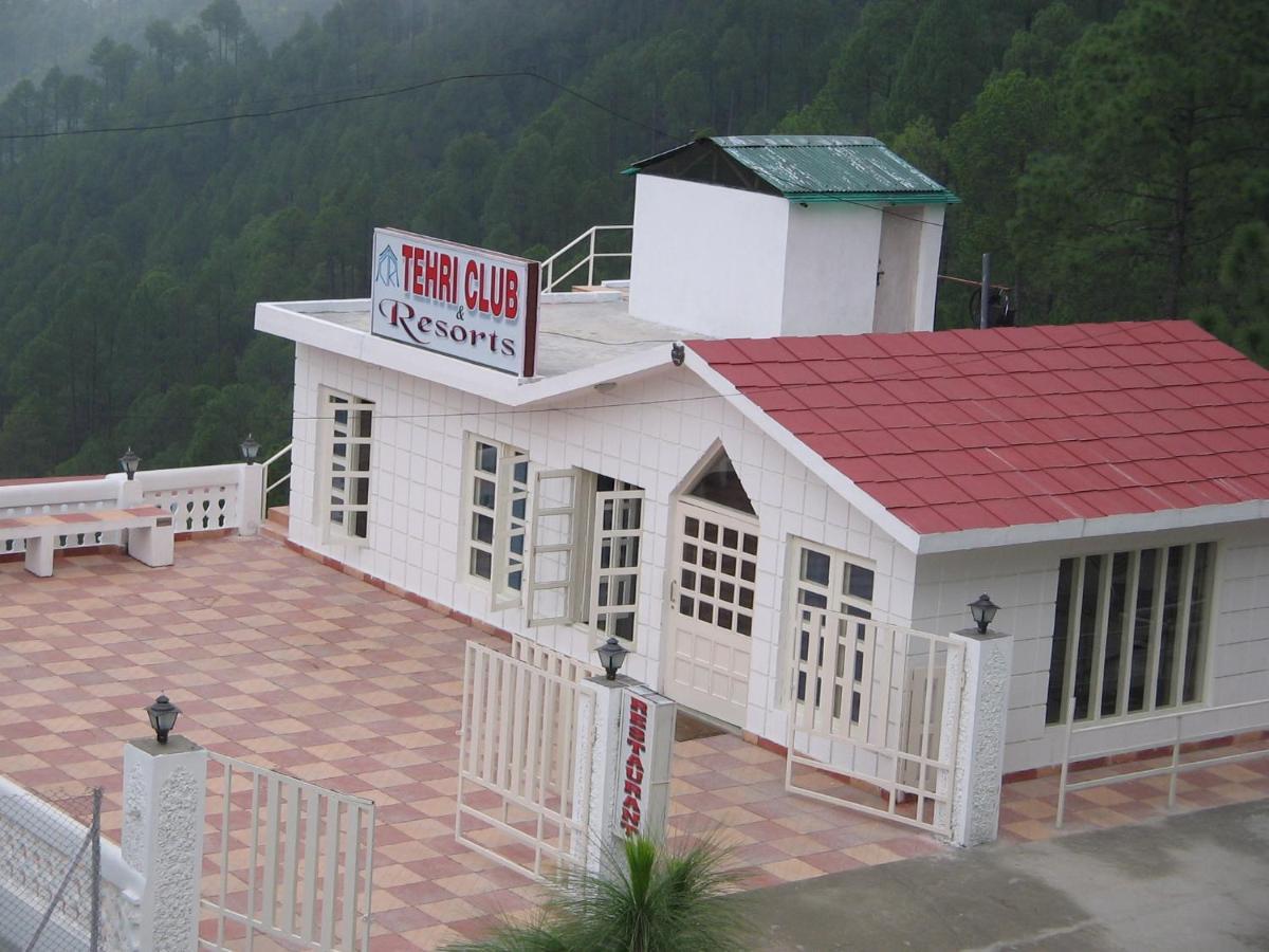 Tehri Club And Resort Chamba  Kültér fotó